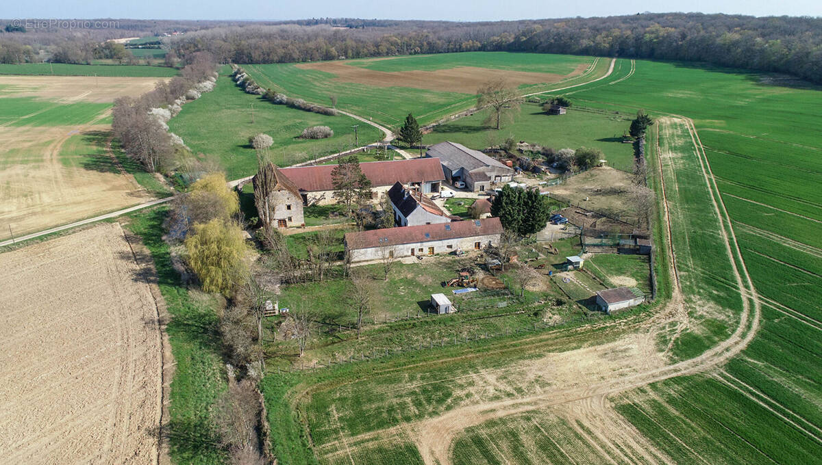 Maison à BROYE-LES-LOUPS-ET-VERFONTAINE
