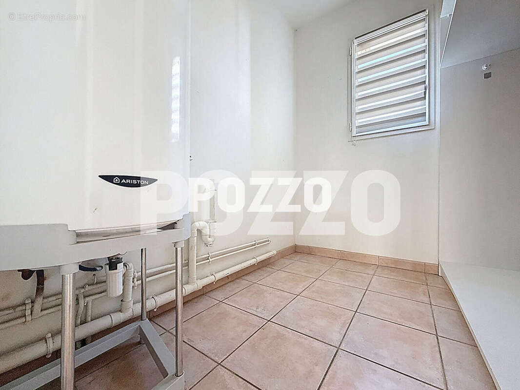 Appartement à TOURLAVILLE