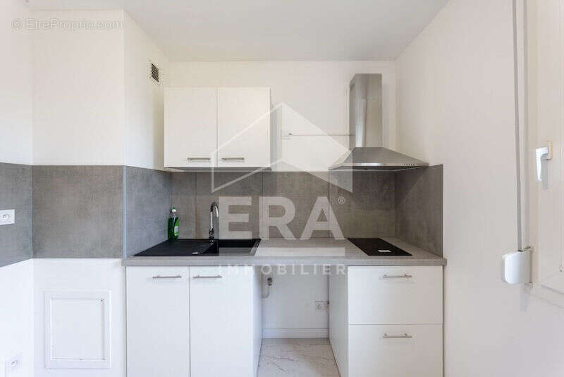 Appartement à SAINT-GENIS-LAVAL
