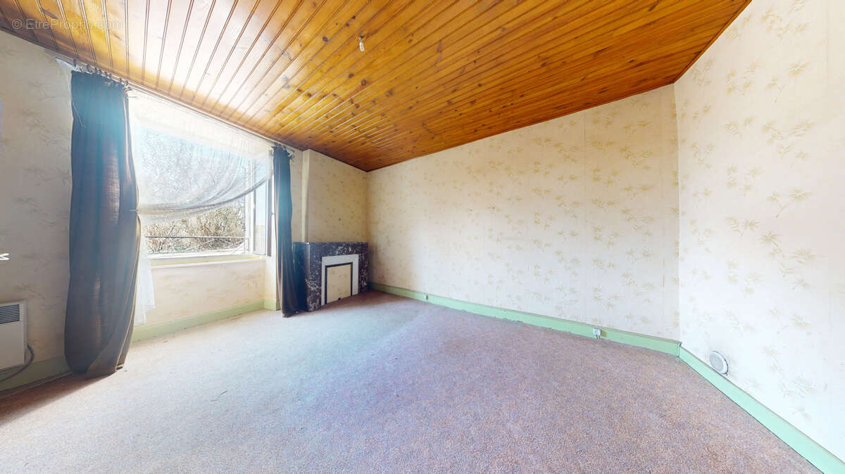 Maison à SAUXILLANGES