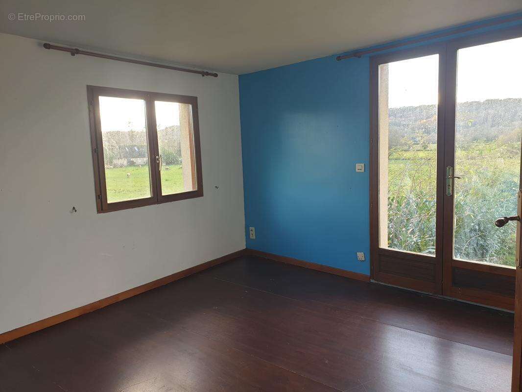 Maison à MONTFORT-SUR-RISLE