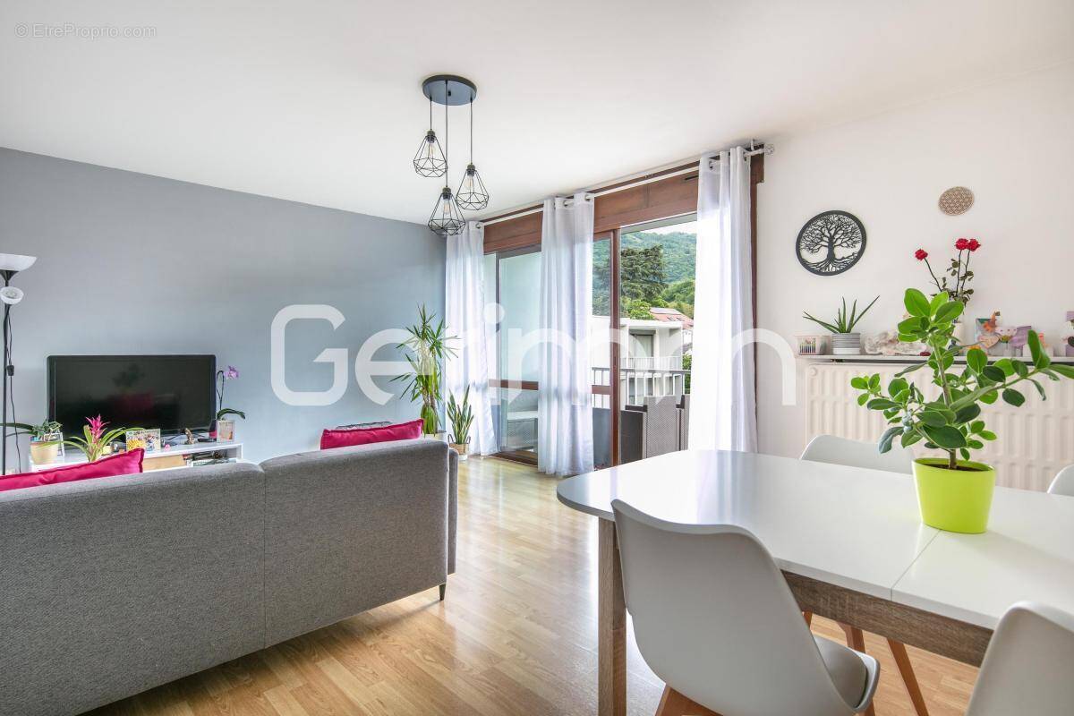 Appartement à EYBENS