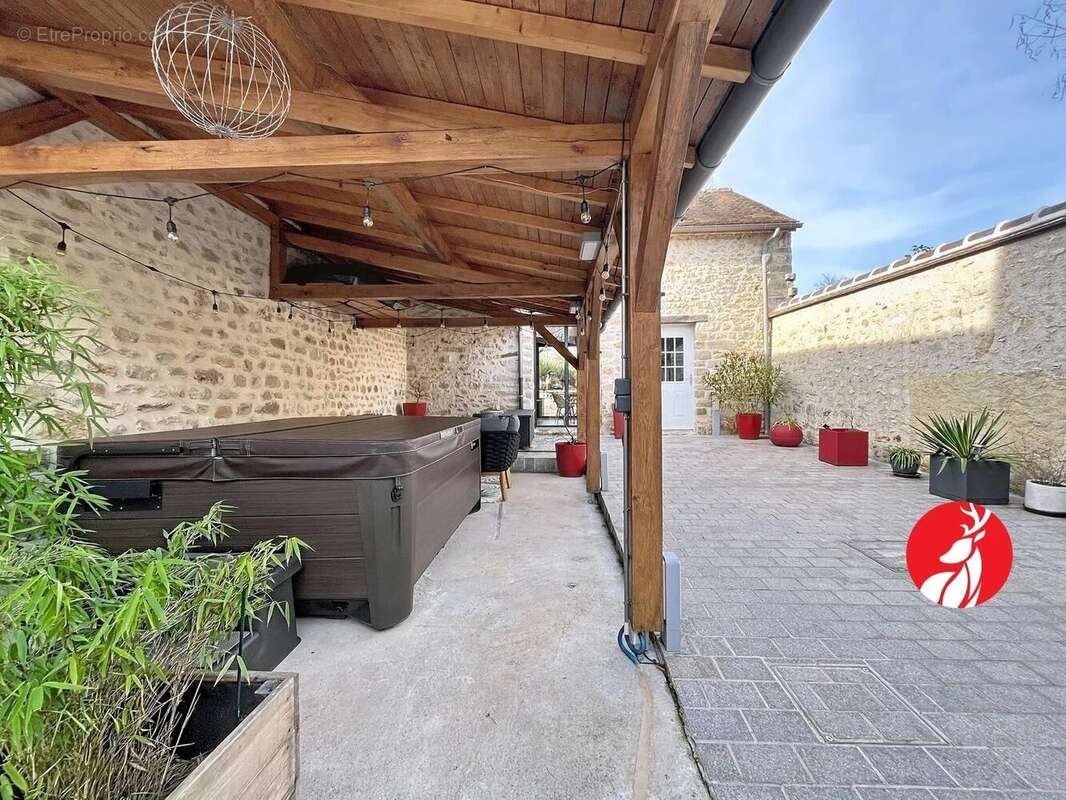 Maison à MOIGNY-SUR-ECOLE