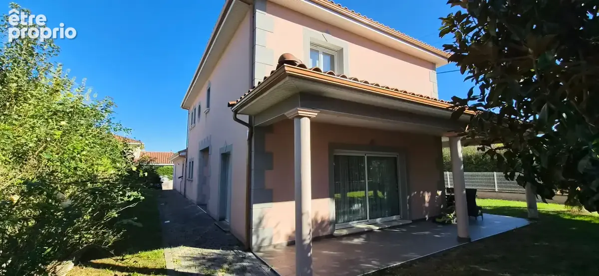 Maison Vienne 5 pièce(s) 134.9 m2 - photo 2