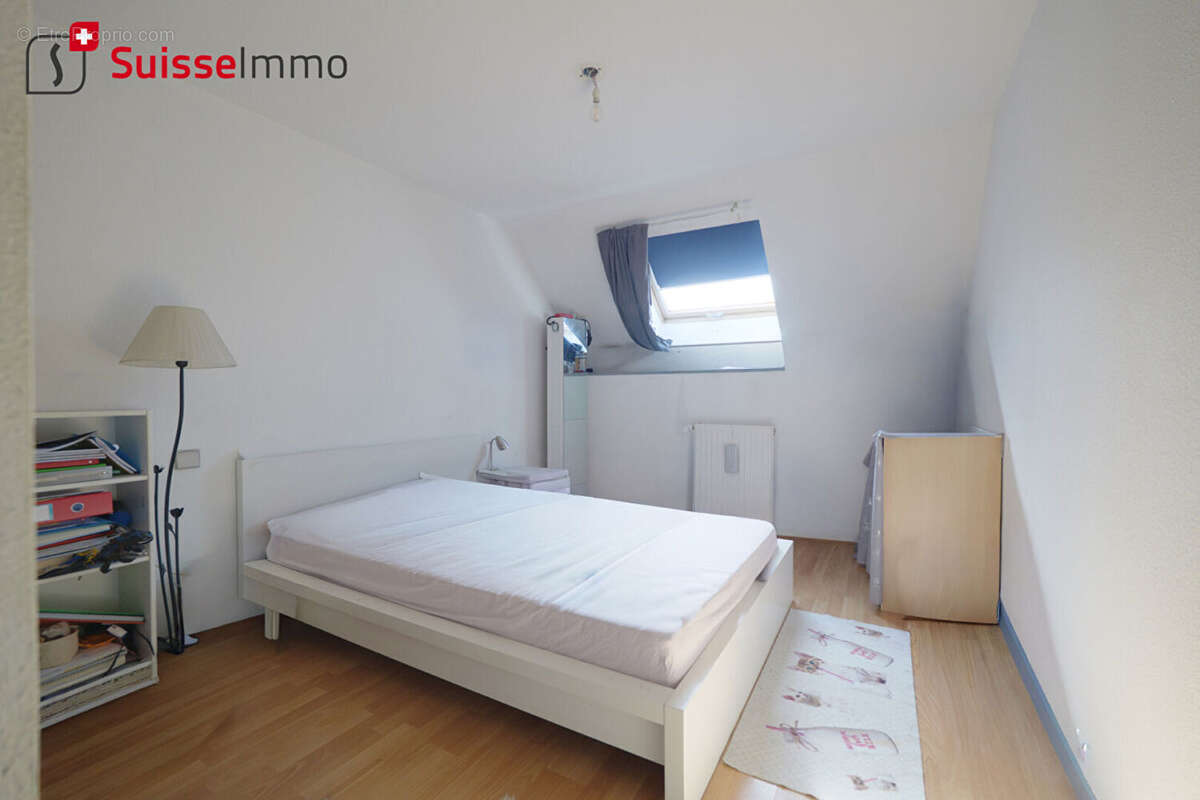 Murs + appartement T5 (+ possibilité fonds restaurant + Licence 4 ) - photo 16