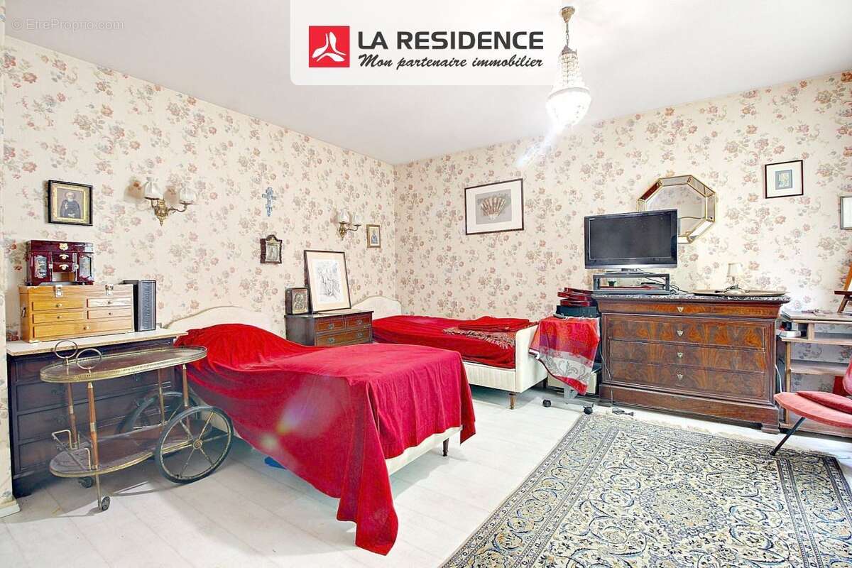 Maison à BONNIERES-SUR-SEINE