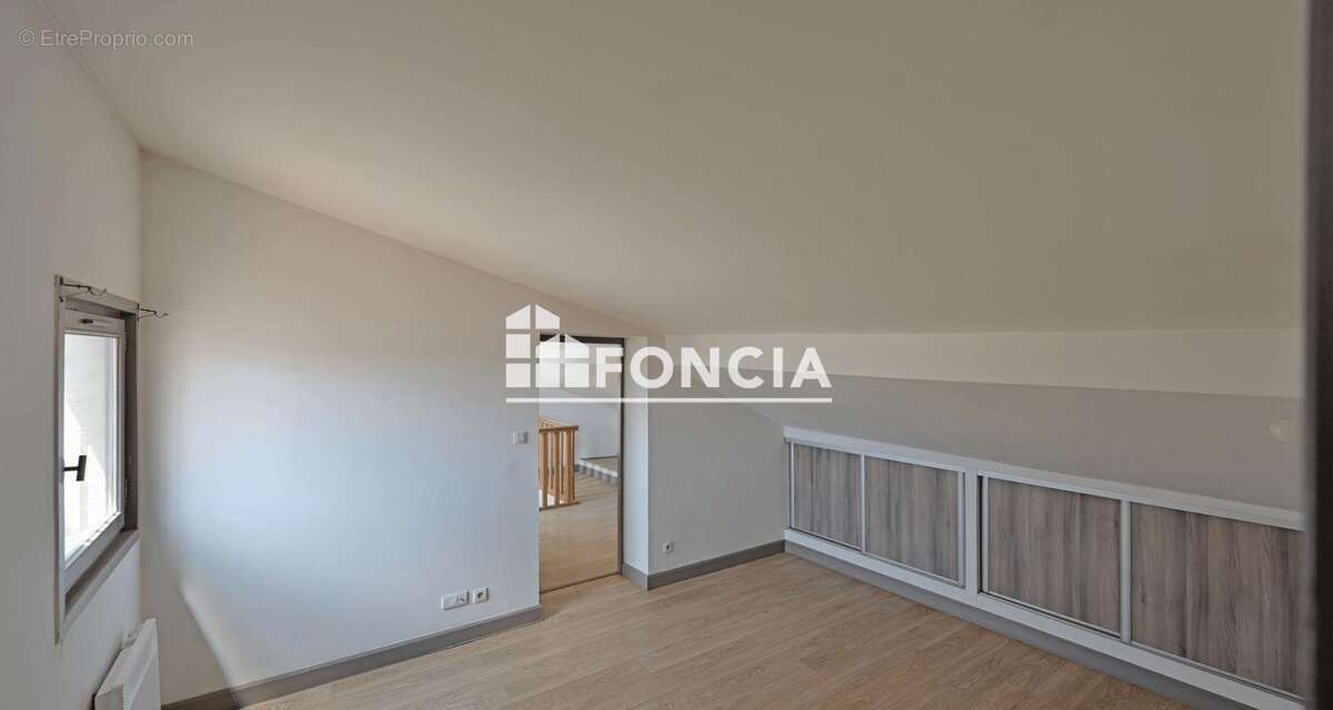 Appartement à BEAUCAIRE