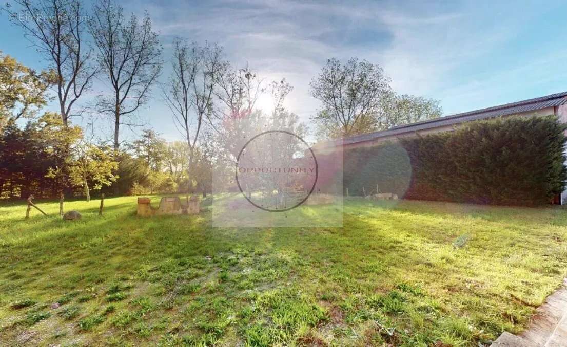 Maison 270 m² à Reynies  - photo 5
