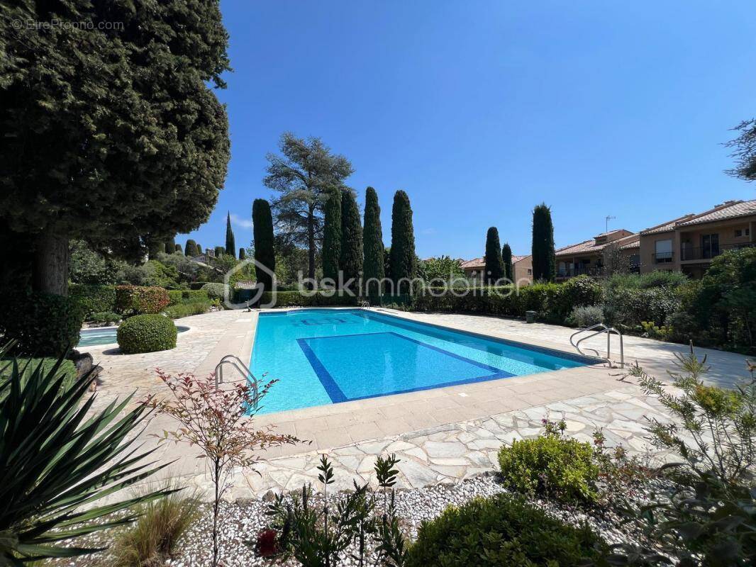 Appartement à VENCE