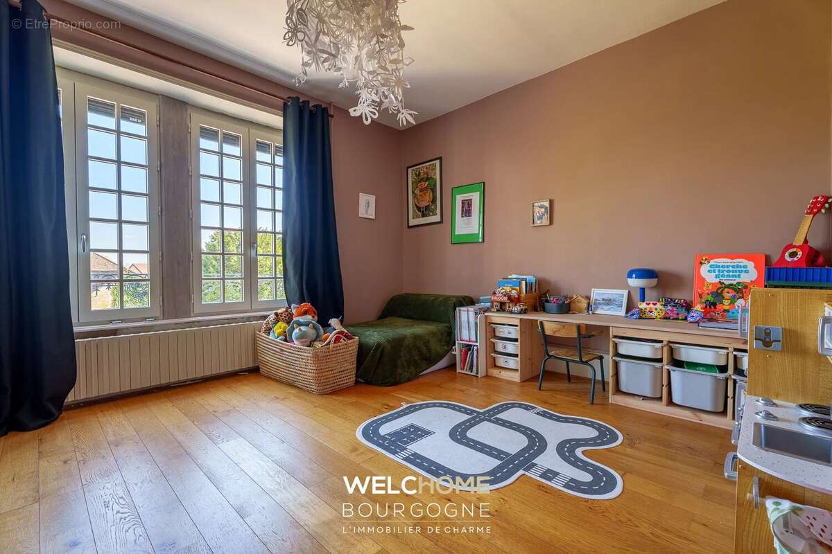 Maison à CHALON-SUR-SAONE