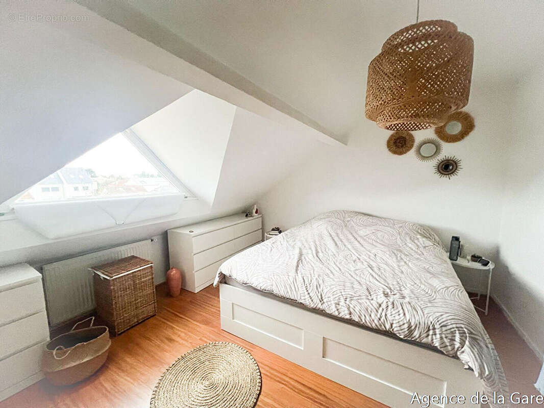 Appartement à HOUILLES