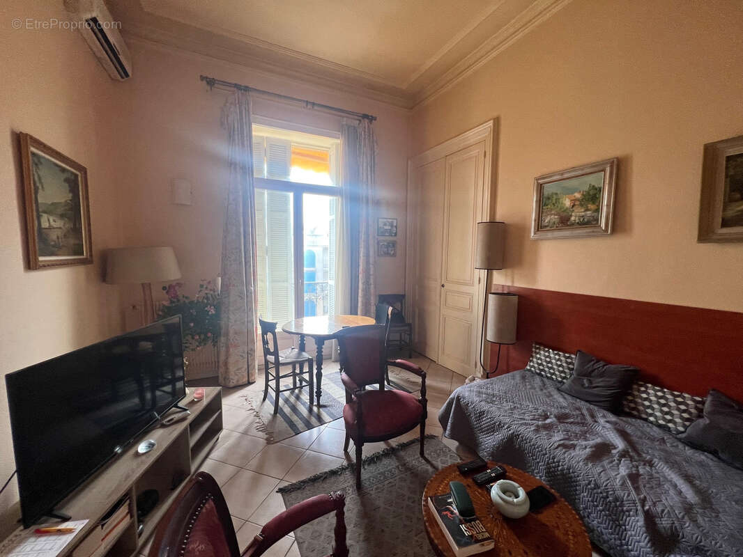 Appartement à MENTON