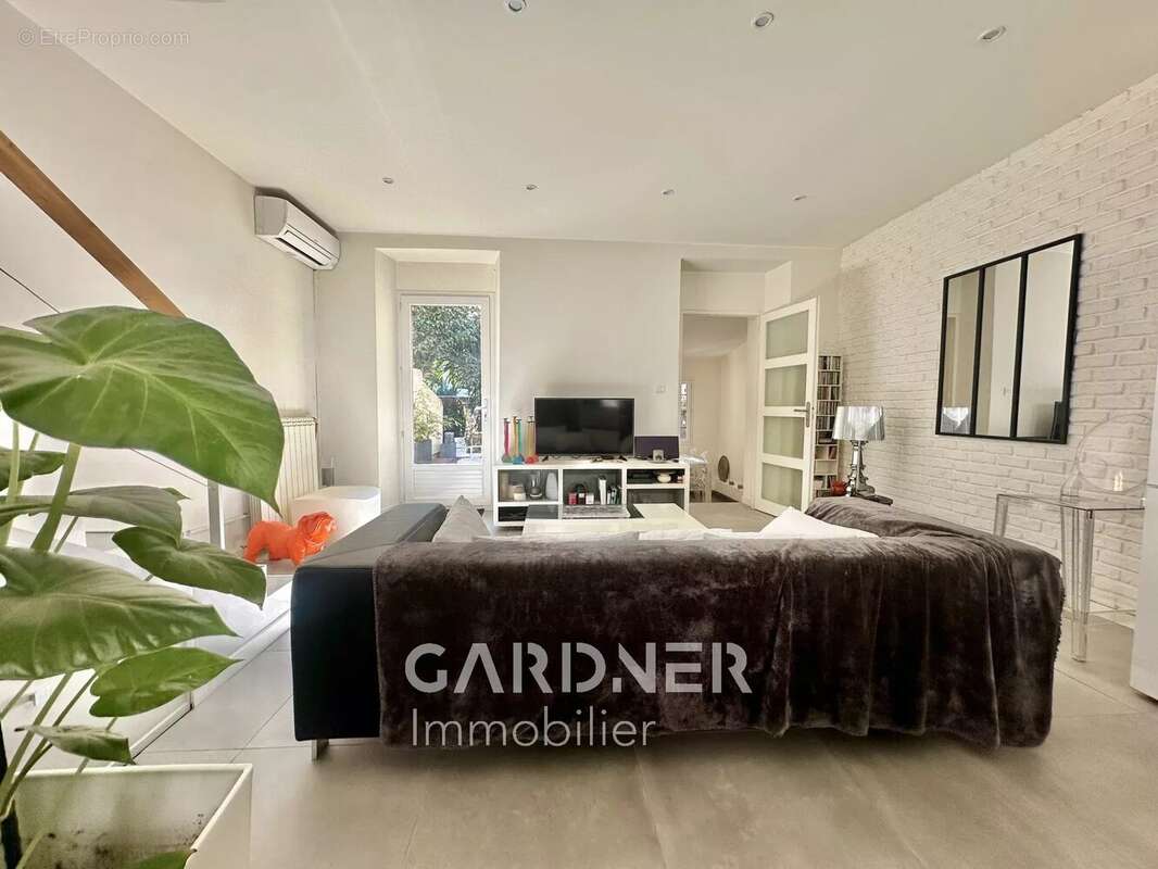 Maison à MARSEILLE-10E