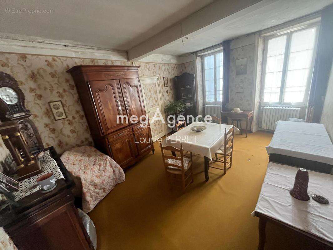 Maison à SEIGNELAY