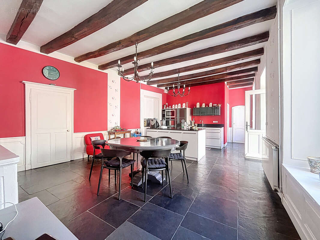 Maison à GRANCEY-LE-CHATEAU-NEUVELLE