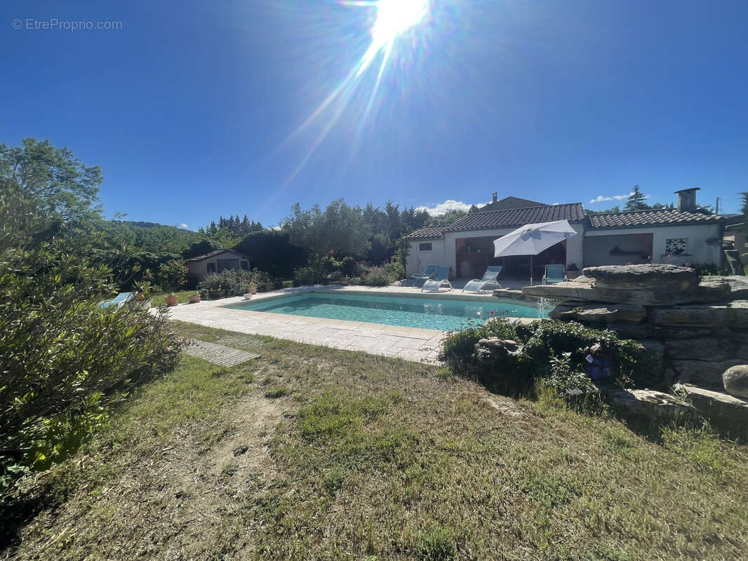 Maison à VAISON-LA-ROMAINE