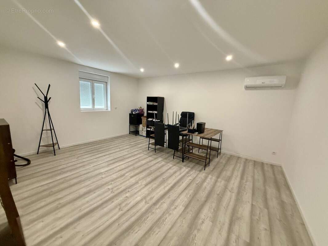 Commerce à CARCASSONNE