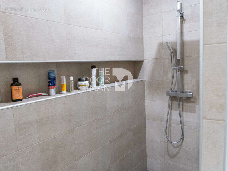 Maison à COSSE-LE-VIVIEN