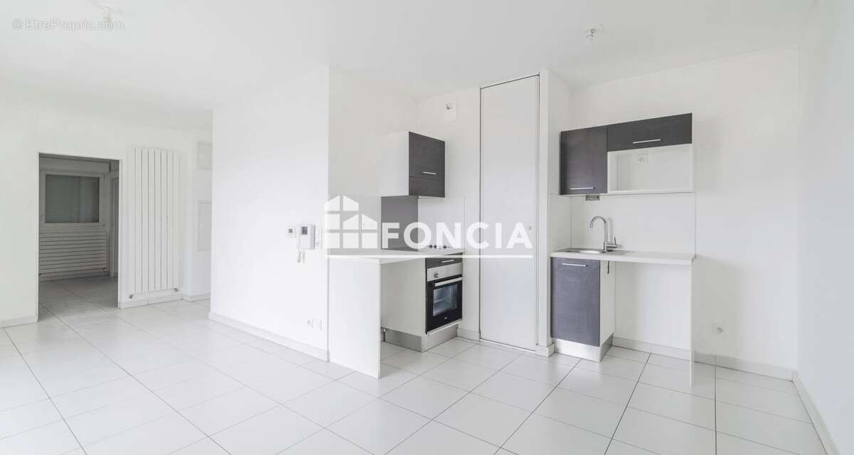 Appartement à CASTELNAU-LE-LEZ