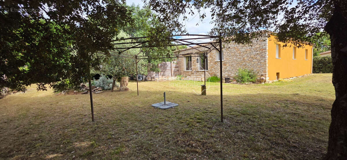 Maison à GOUDARGUES