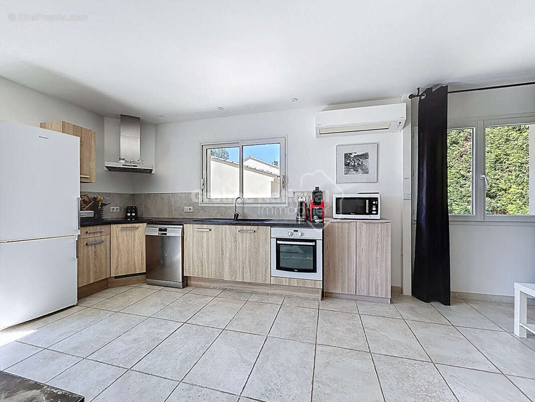 Maison à ROQUEMAURE