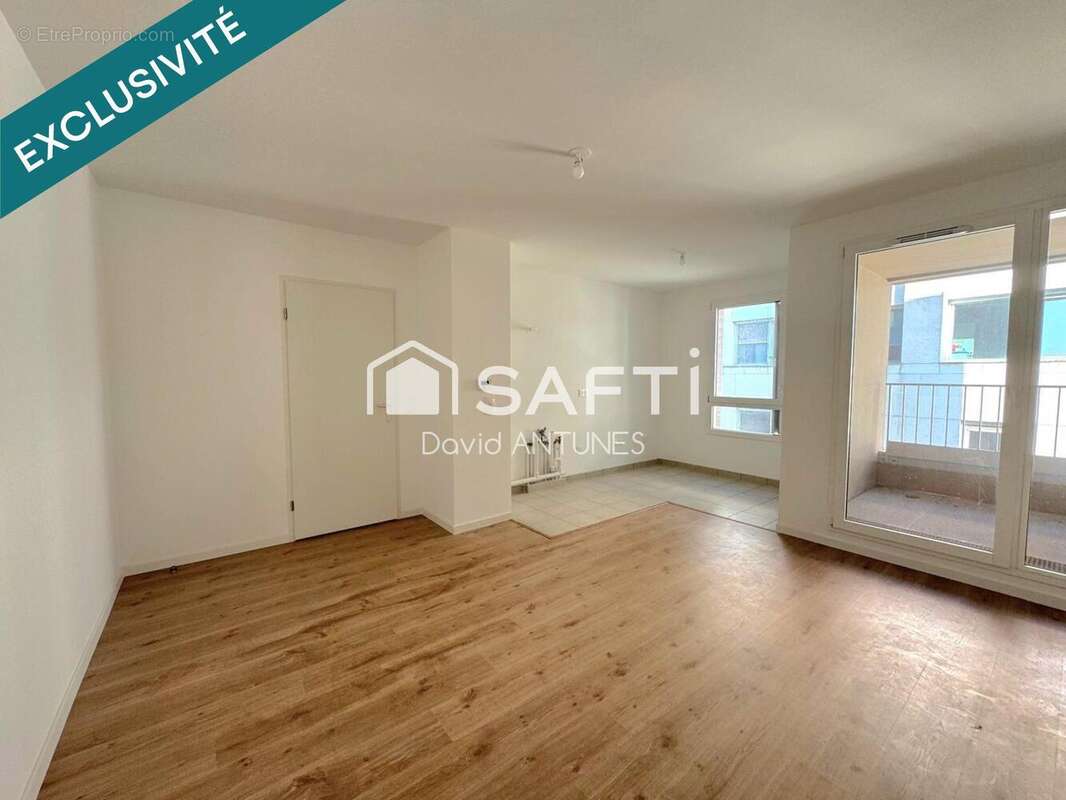 Photo 2 - Appartement à AUBERVILLIERS