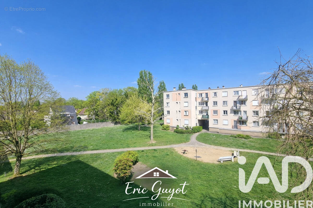 Photo 1 - Appartement à LE PLESSIS-TREVISE