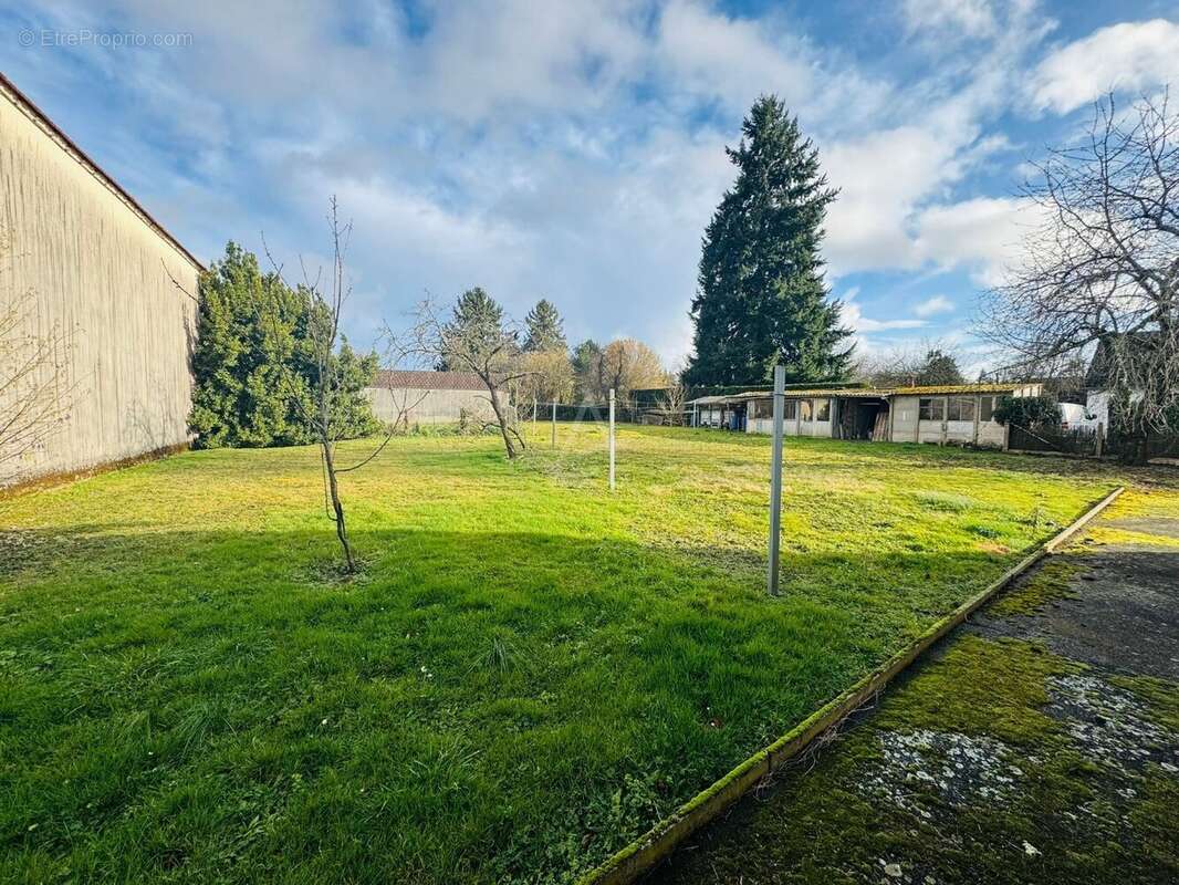 Maison à SAINT-GONDON