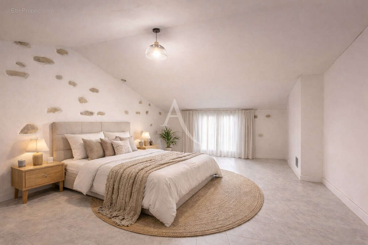 Appartement à VINON-SUR-VERDON