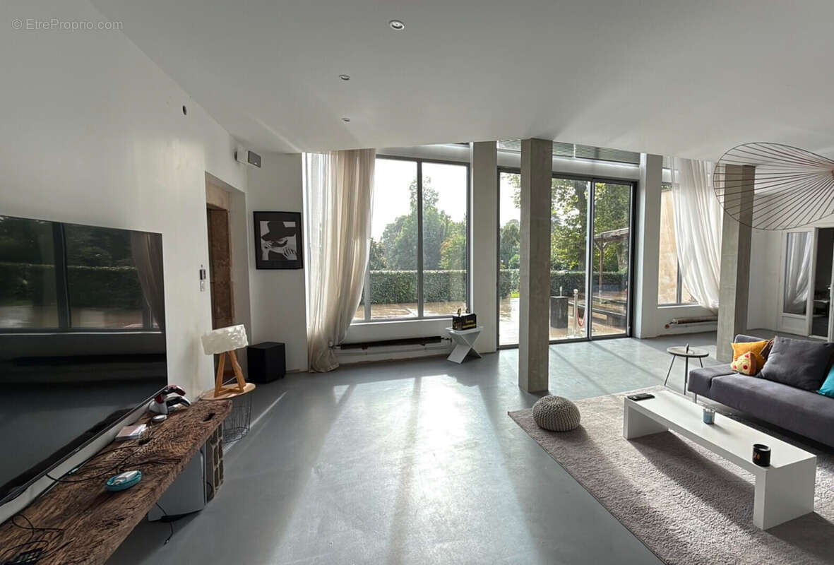 Maison  10 pièce(s) 577 m2 - photo 4