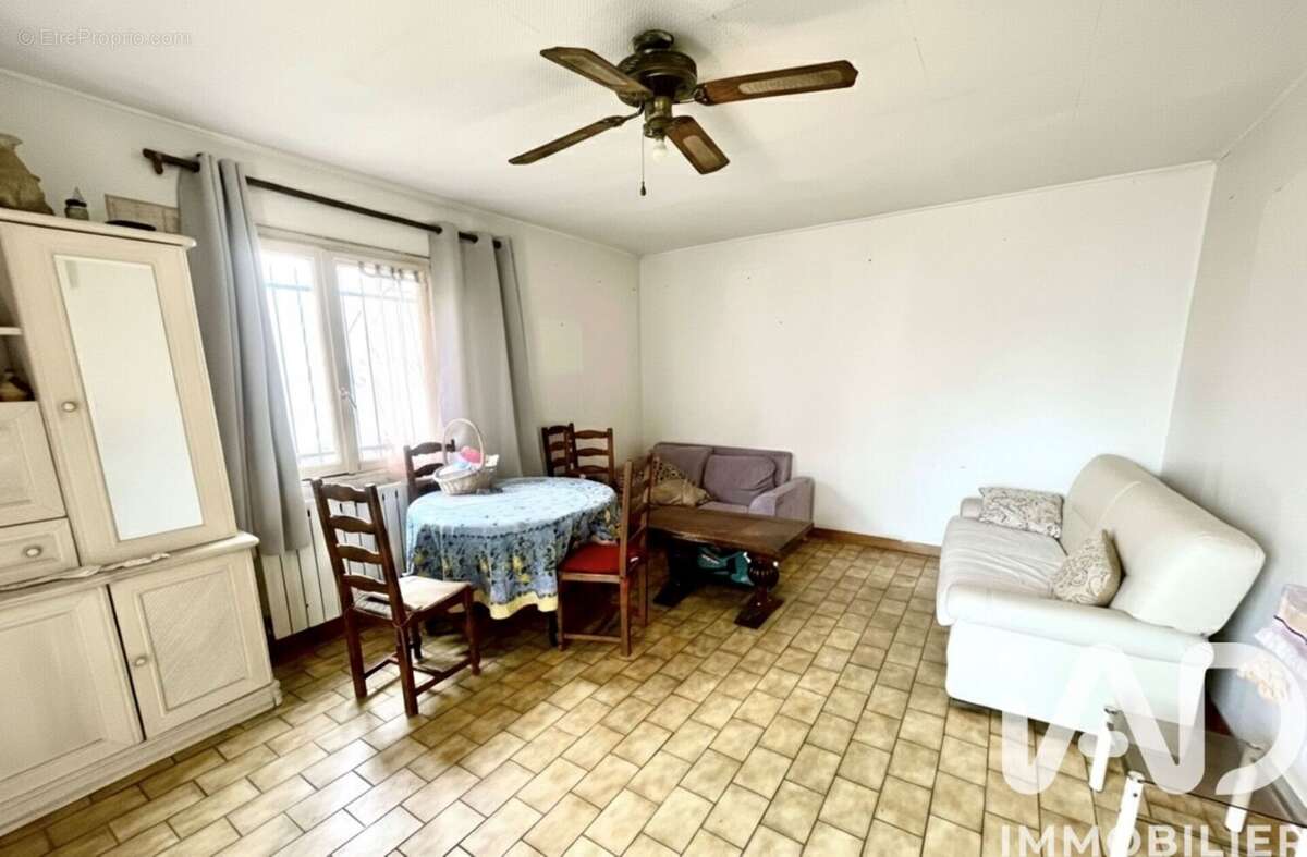 Photo 6 - Maison à VILLENEUVE-LE-ROI