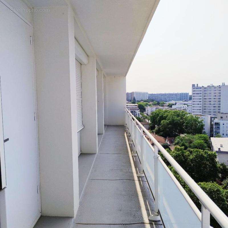 Appartement à LYON-8E