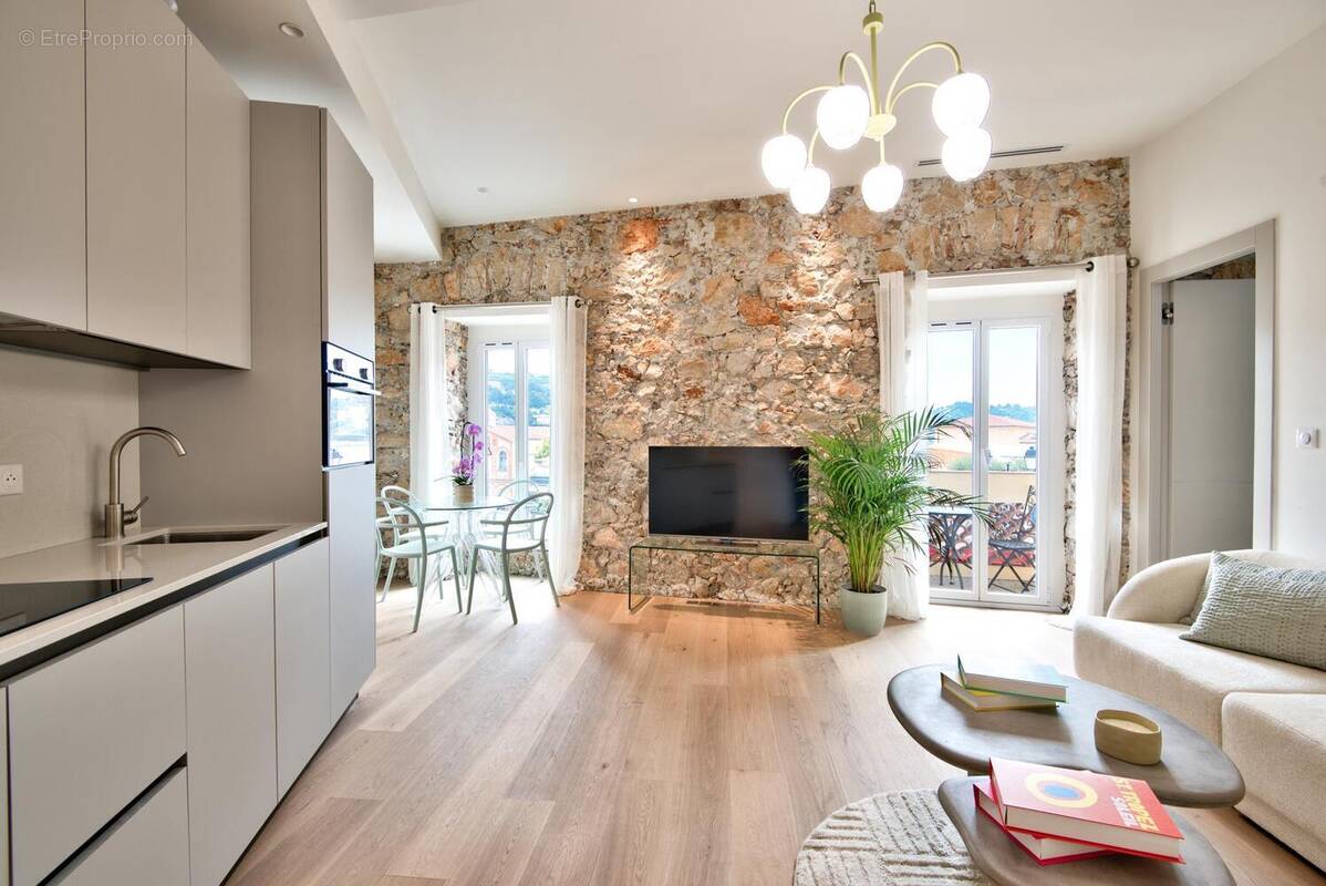 Appartement 65 m² à Villefranche-Sur-Mer  - photo 2