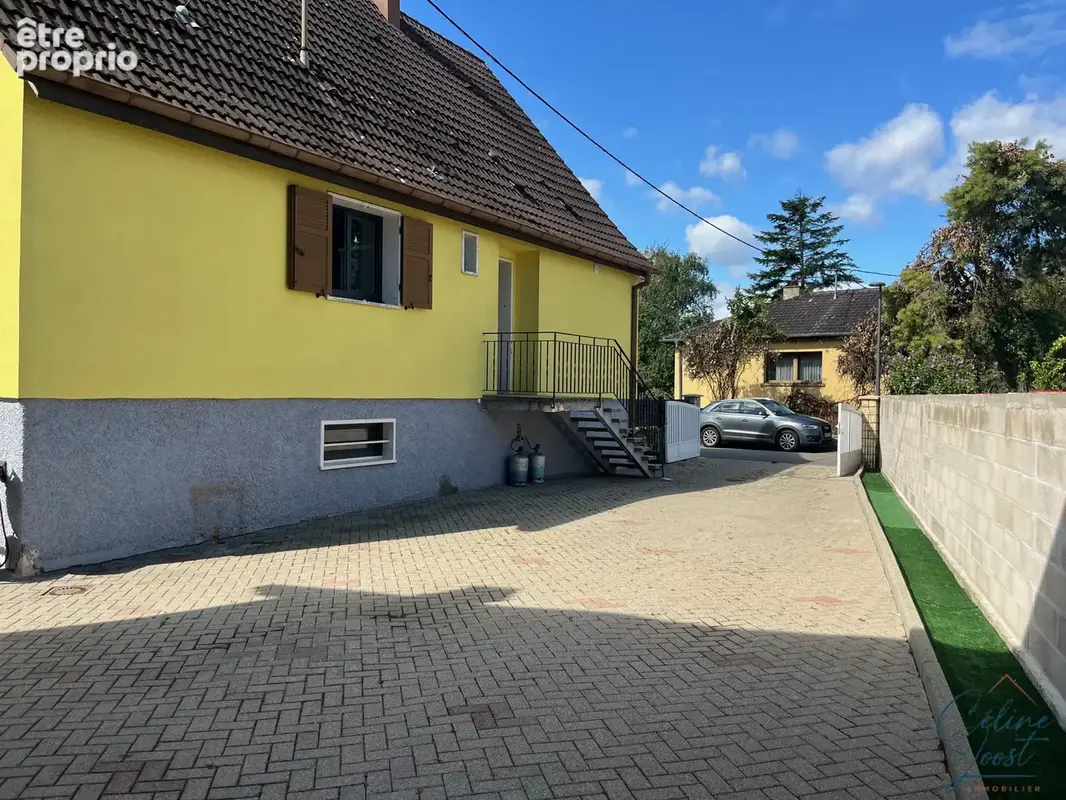 Spacieuse maison d'env. 130 m2 + dépendance sur 8,35 ares - photo 2