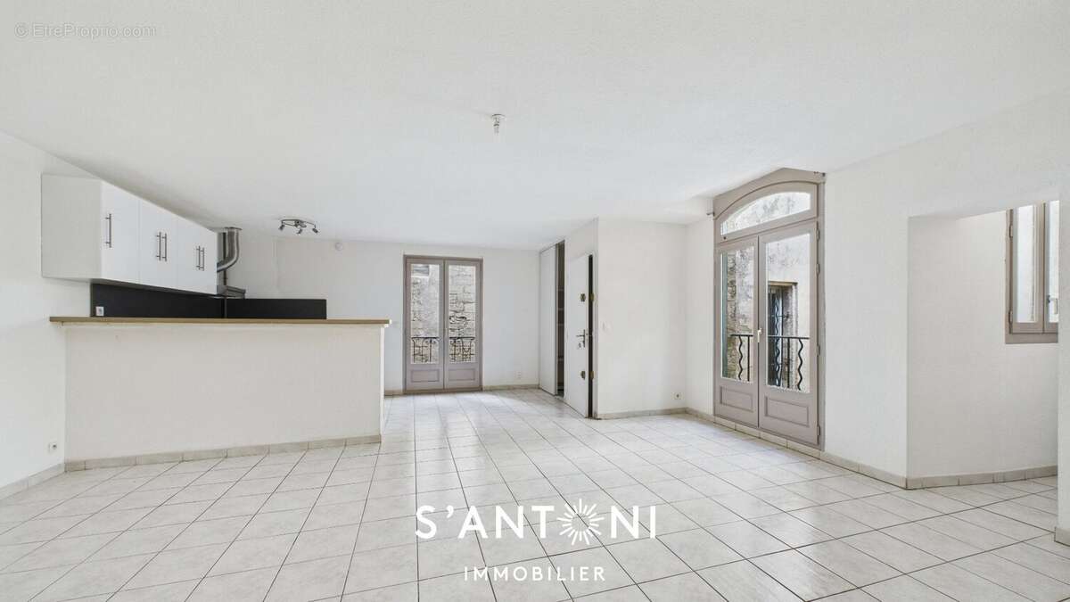 Appartement à PEZENAS