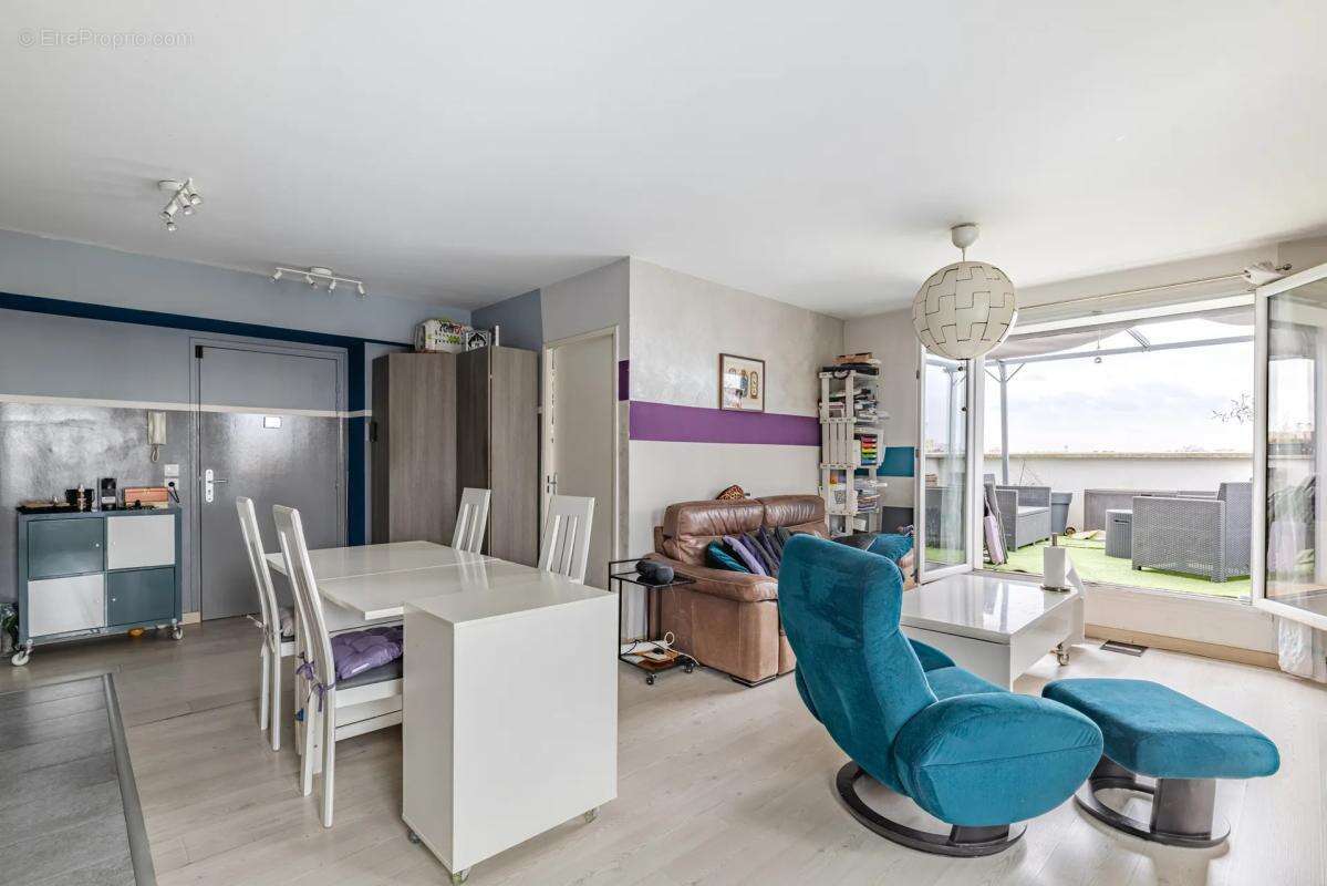 Appartement à STAINS