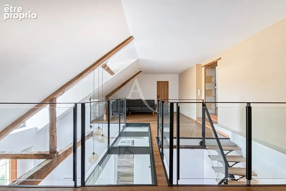 Bien d'exception au coeur d'Écuillé - plus de 300 m² rénovés avec des prestations remarquables - photo 9