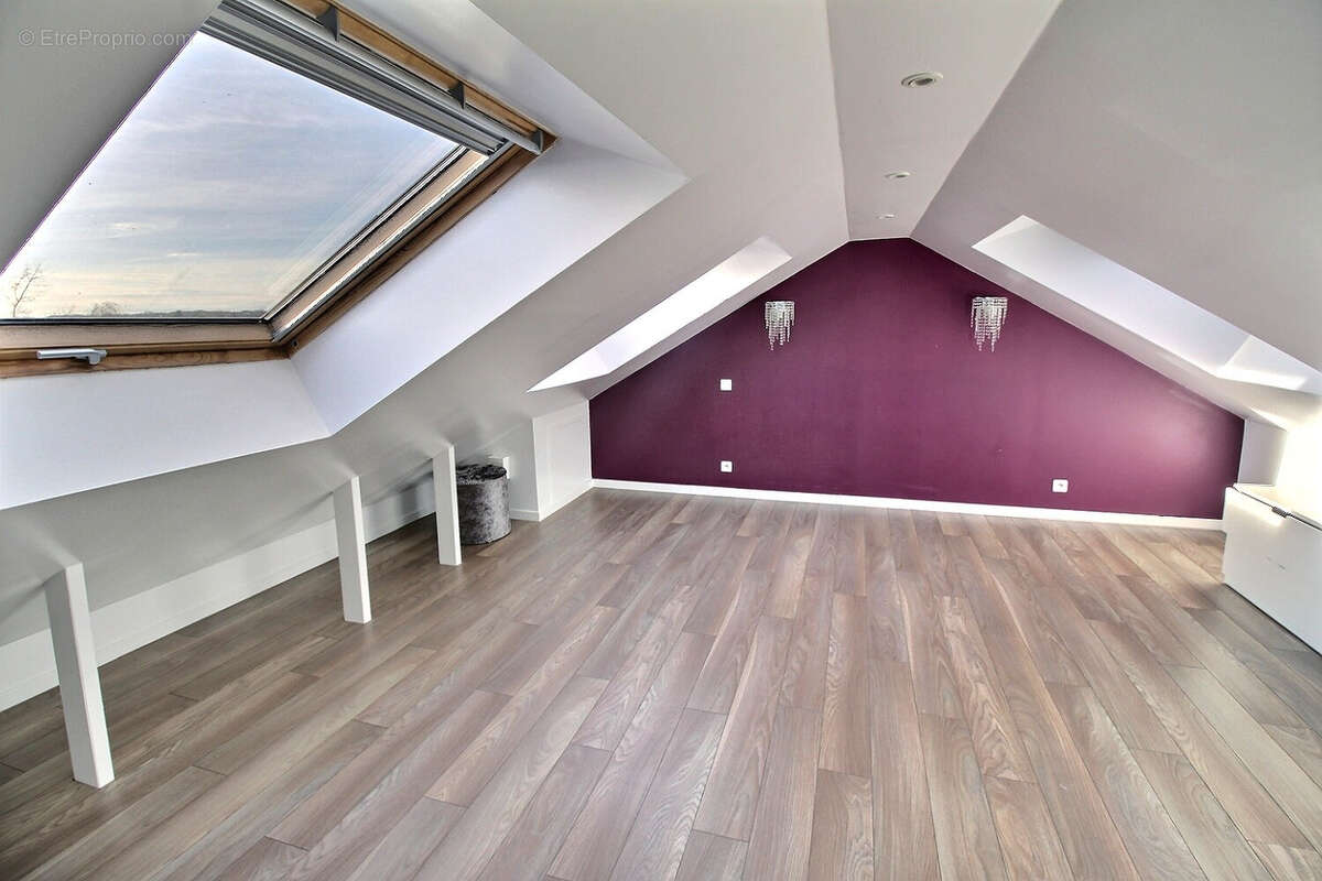 Appartement à MONTIGNY-LE-BRETONNEUX