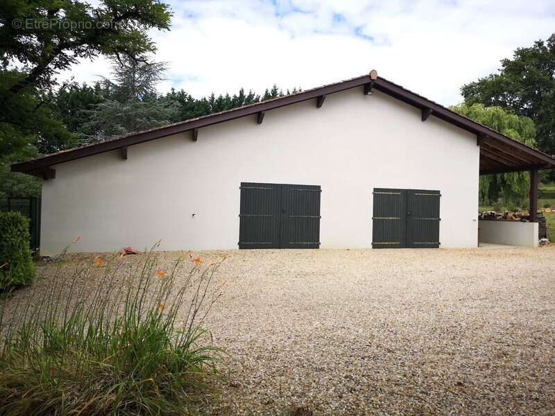 Maison à CROIGNON
