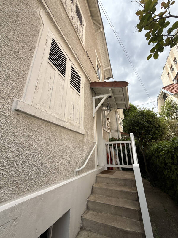 Maison à SAINT-MAUR-DES-FOSSES