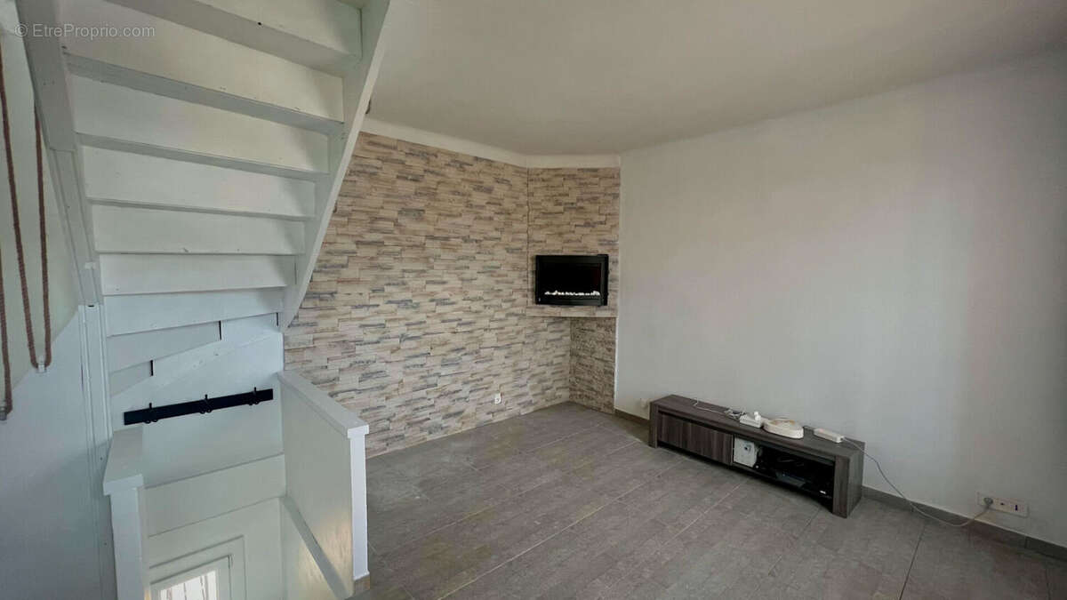 Maison à GOUSSAINVILLE