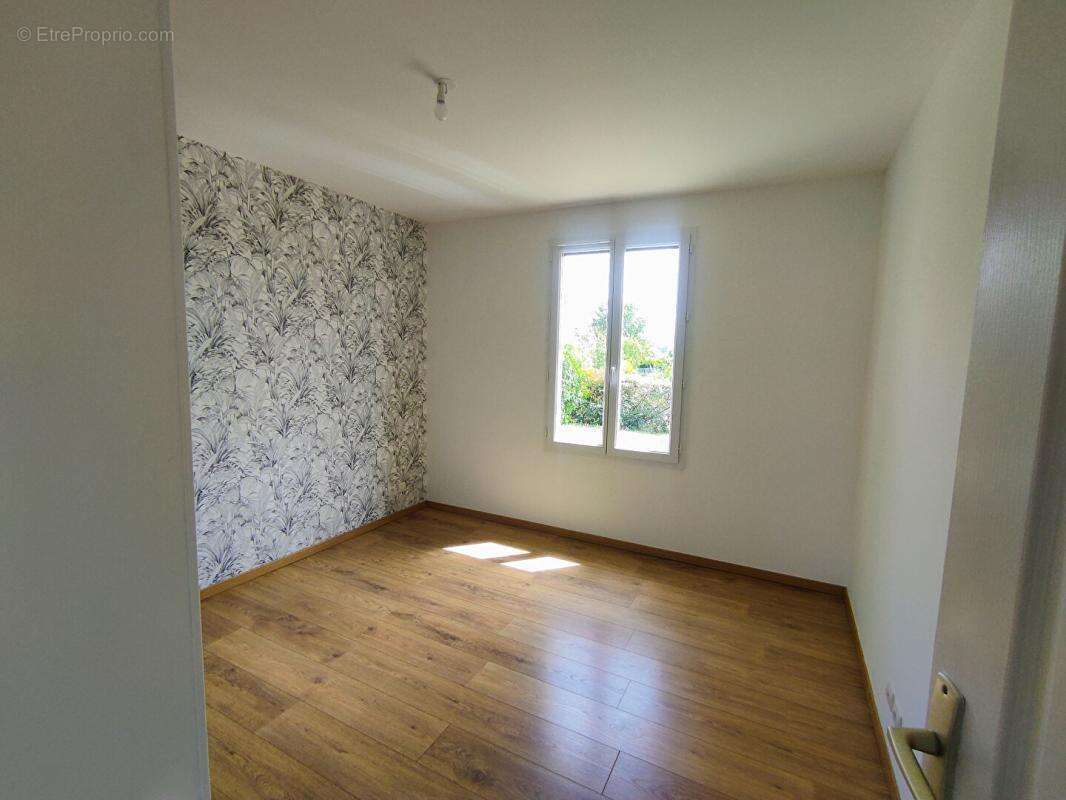 Maison Yzeures Sur Creuse 5 pièces 100 m² - photo 14