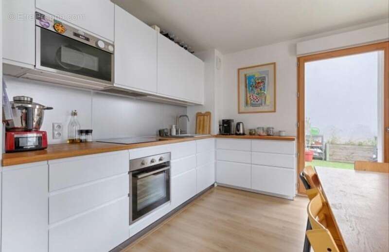 Appartement à AUBERVILLIERS