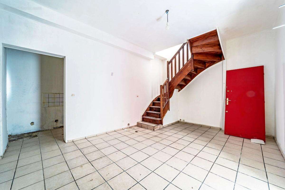 Appartement à VILLENEUVE-SAINT-GEORGES