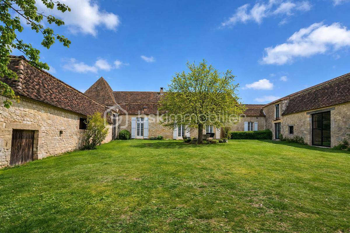 Maison à ISSIGEAC