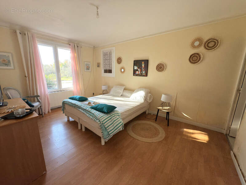 Maison à SAINT-SATURNIN-LES-APT