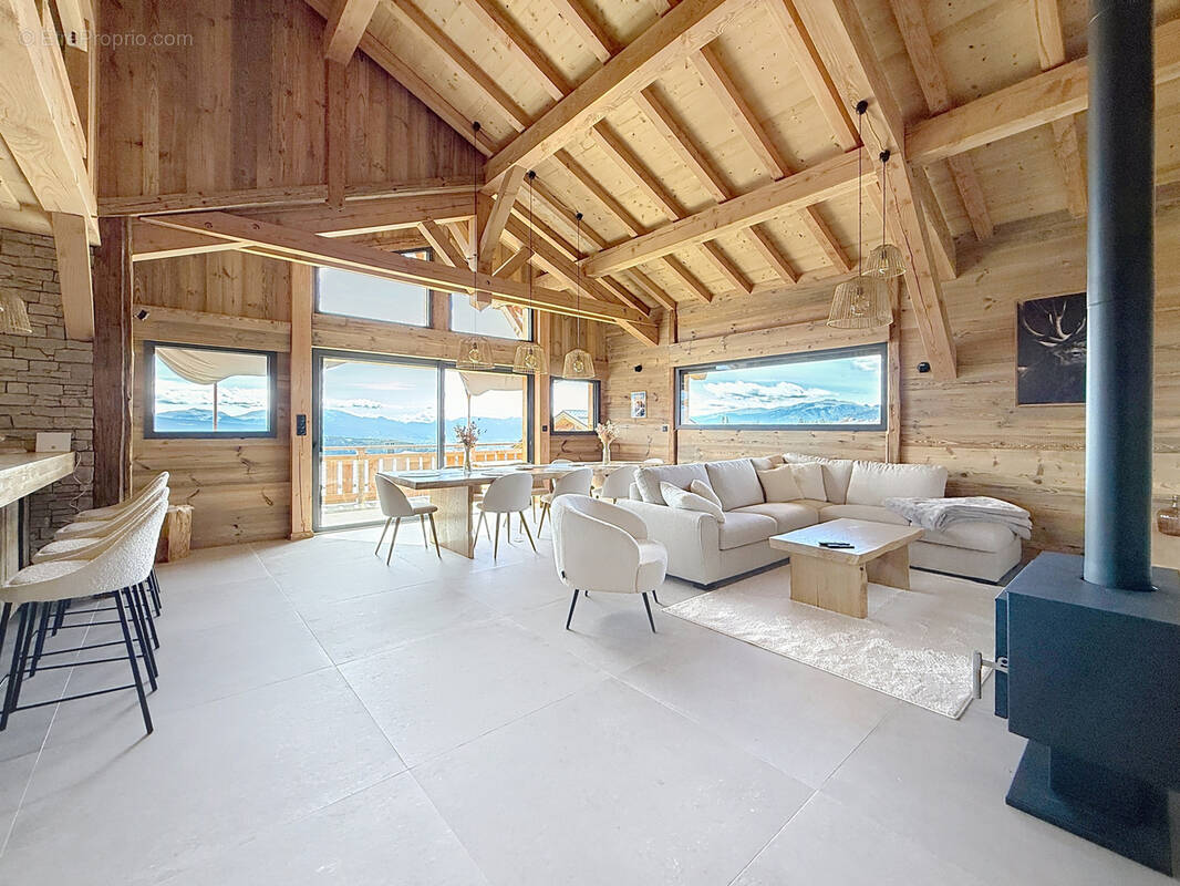 Maison à FONT-ROMEU-ODEILLO-VIA