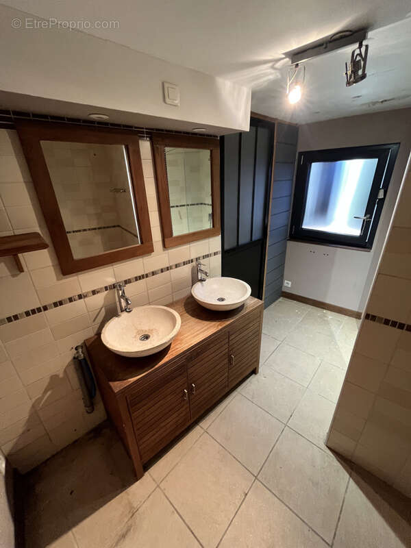 Maison à COMPREIGNAC