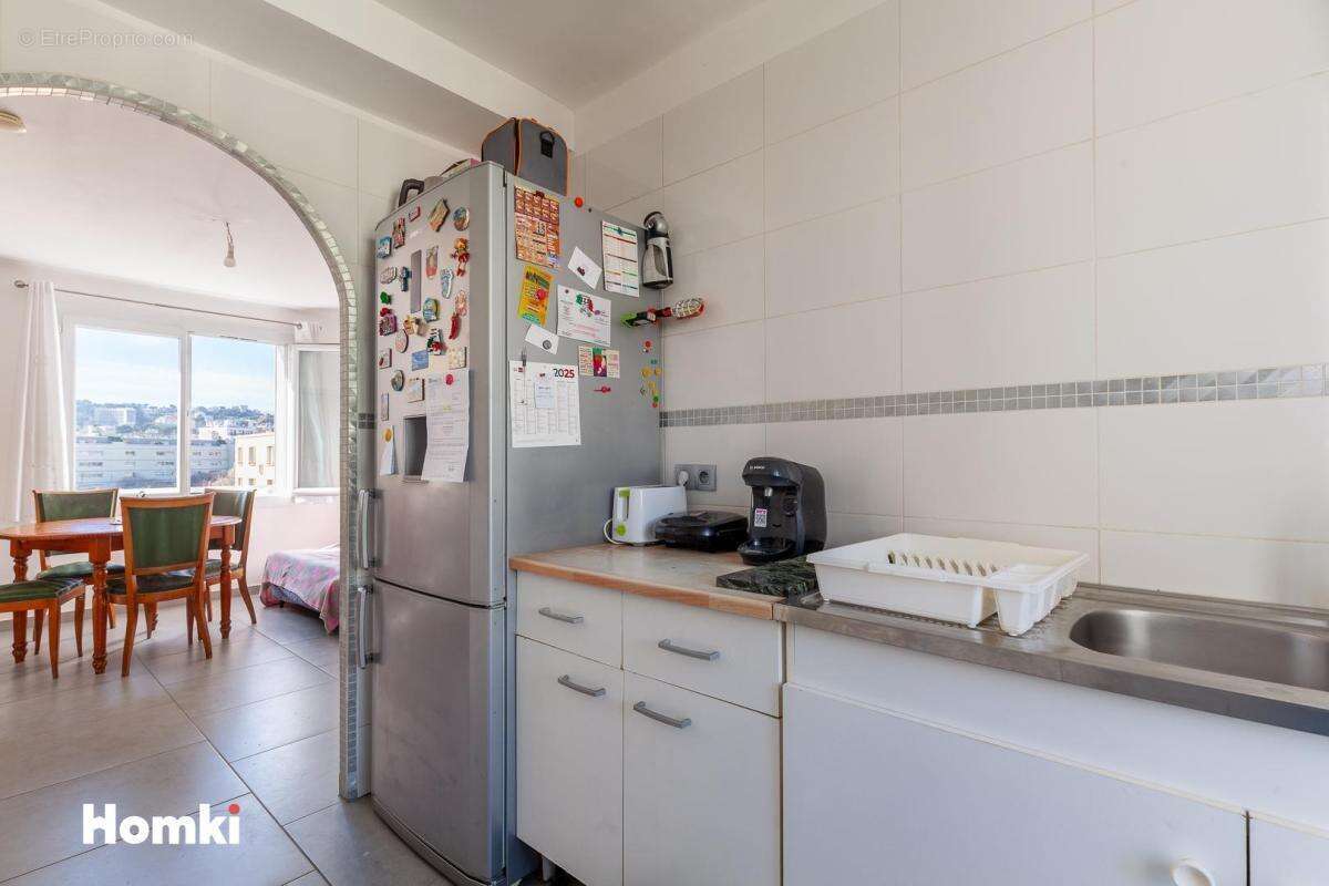 Appartement à MARSEILLE-8E
