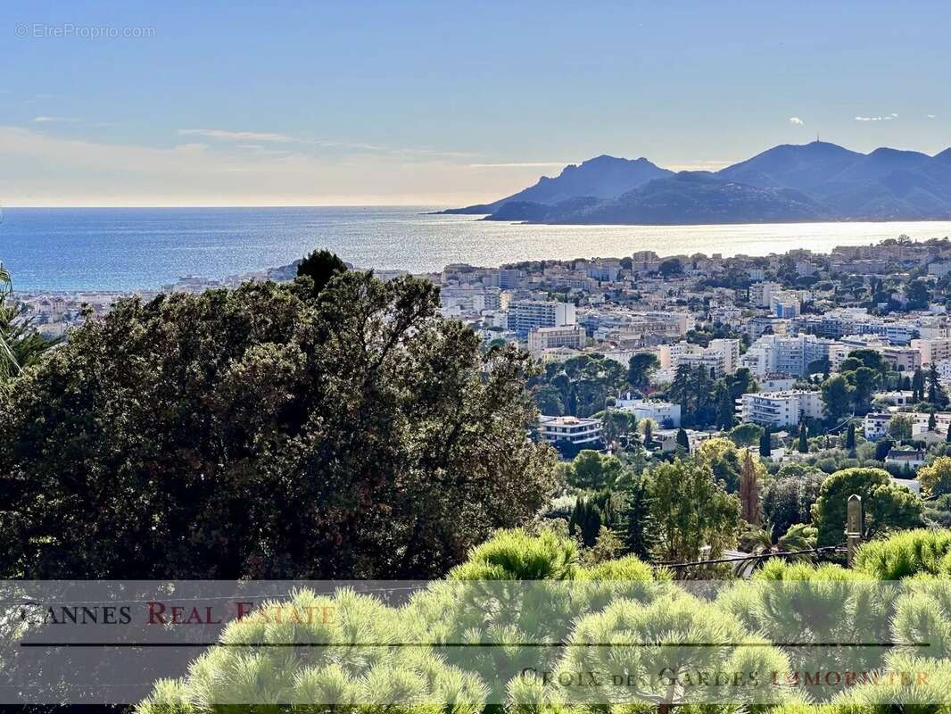 Appartement à LE CANNET
